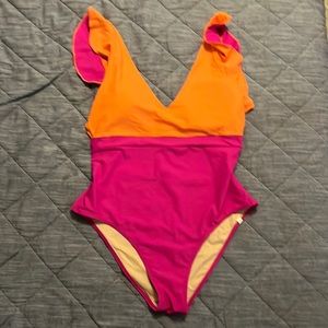 Summersalt The Ruffle Backflip NWOT